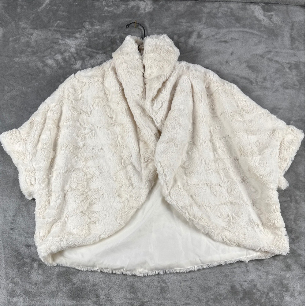 WD·NY Cream Faux Fur Rose Swirl Shrug Capelet Shawl Collar Ivory Small